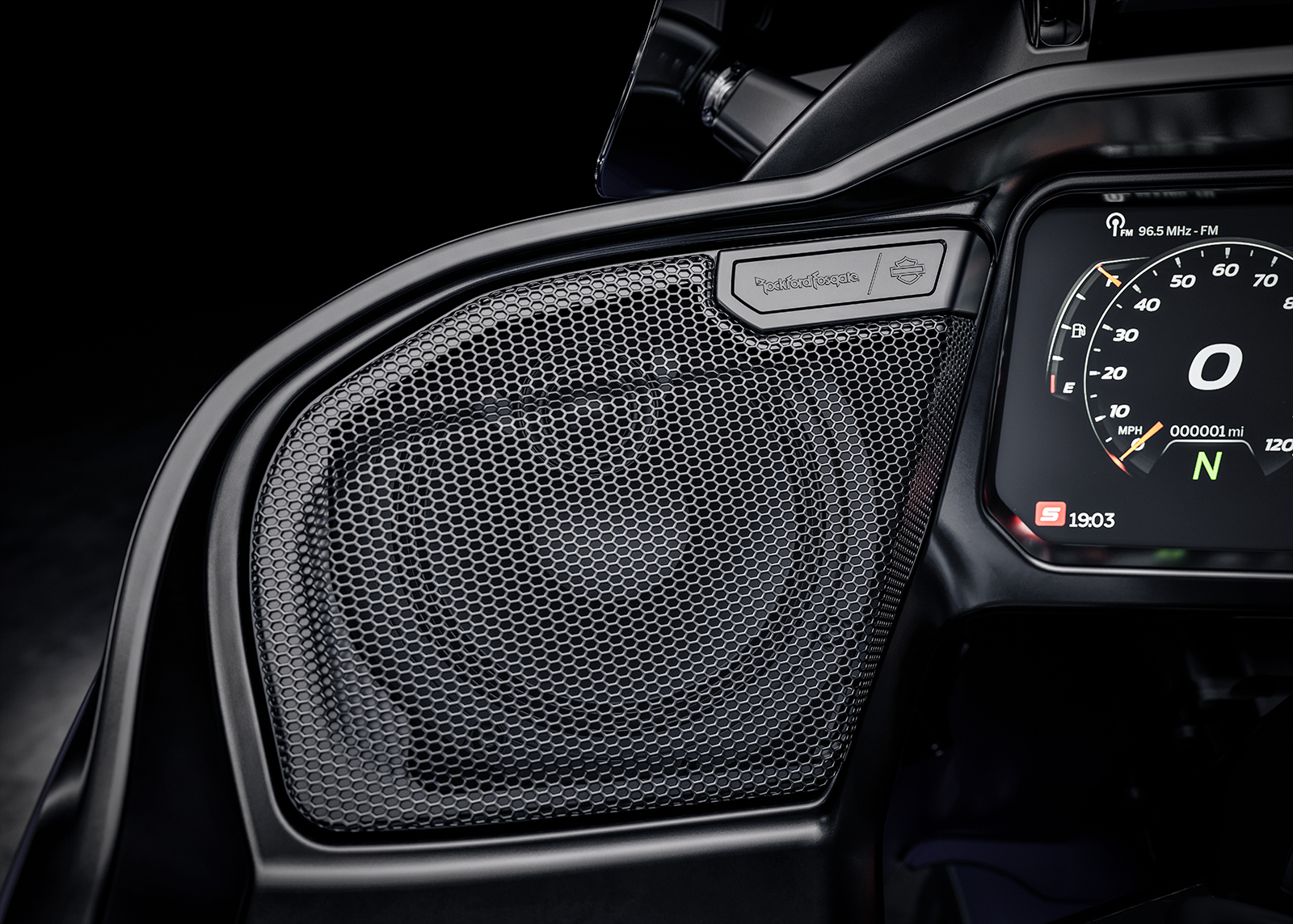 升级哈雷音响系统